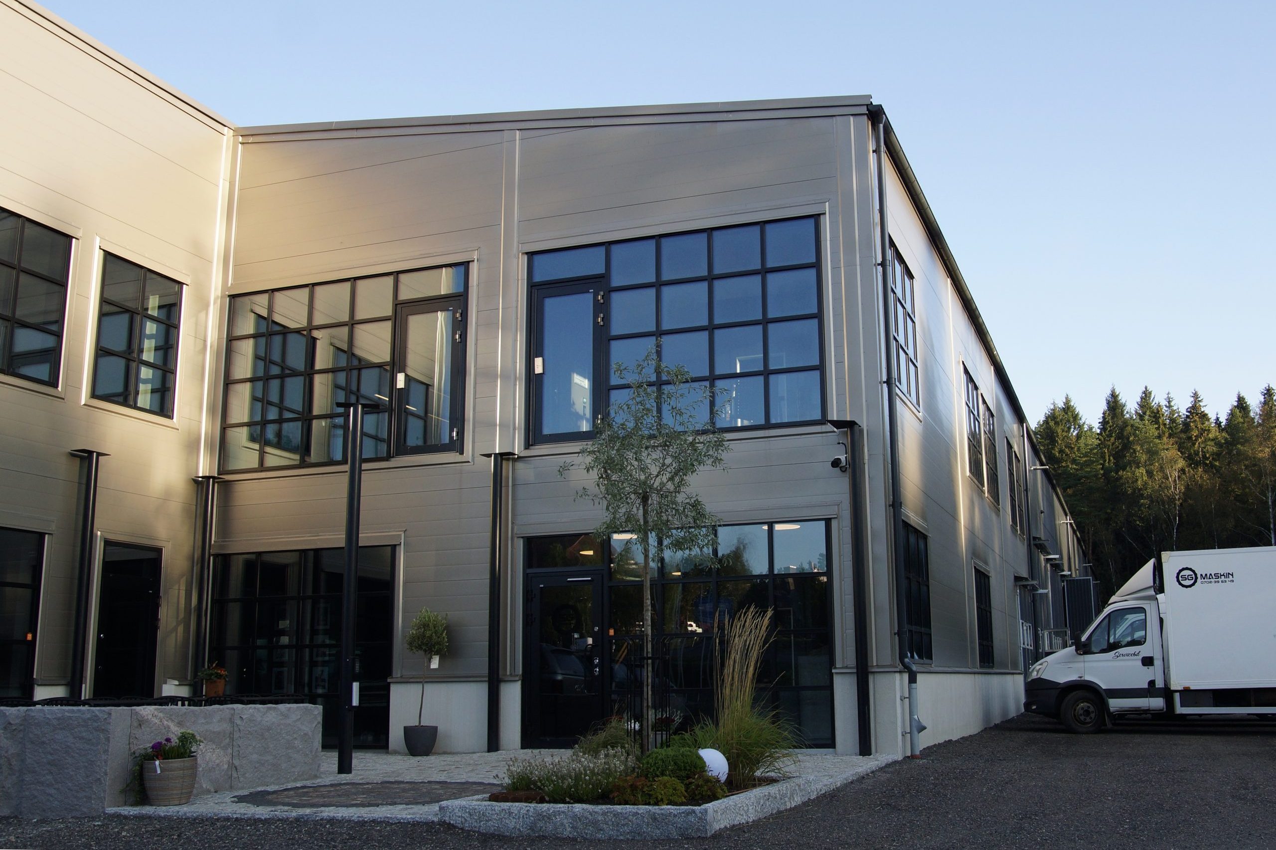 Fasad, entré 1